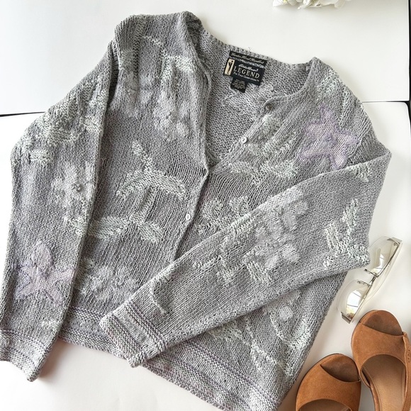 Vintage Eddie Bauer legend for four generations sweater - Picture 8 of 11